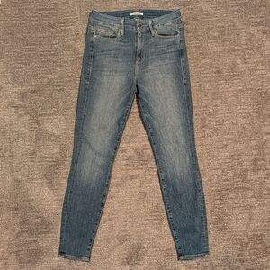 Good American Good Legs Distressed Pocket Skinny Jeans - 8/29